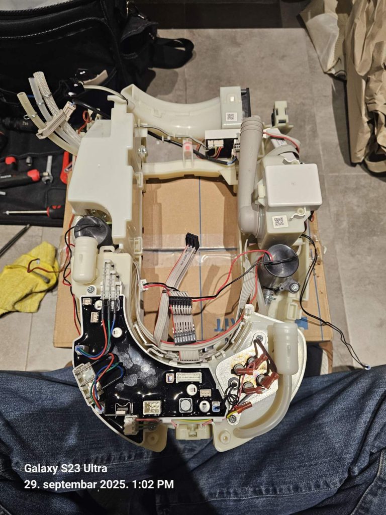 Servis AquaClean tuš wc šolje